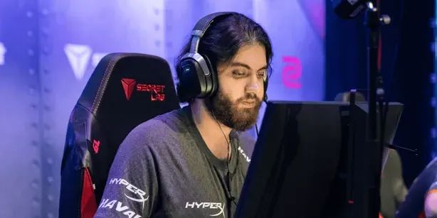 PARIVISION переиграла ENCE и вышла в плей-офф закрытых отборочных на StarLadder StarSeries Fall 2025
