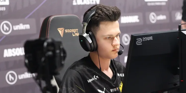 Passion UA сыграет с B8 Esports в плей-офф RES European Series #2