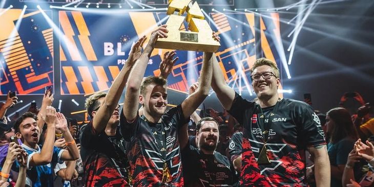 NiKo: «Будет непривычно видеть FaZe без rain»