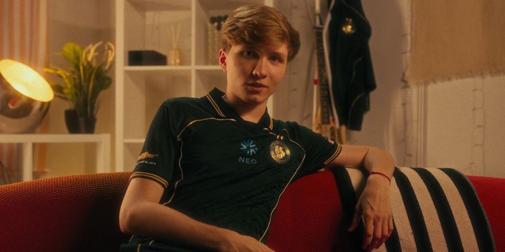 M0NESY о EWC 2026: «Donk проиграл JiJieHao, а s1mple даже не прошел квалификацию — *** боты»