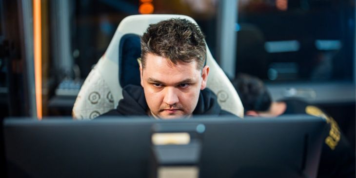 Yatoro: «Не дали шмотку на Drow Ranger»