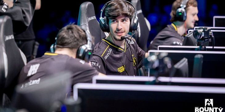 FlameZ о сравнении c donk: «Пока стоит вопрос, кто из нас лучше, я уже этим доволен»