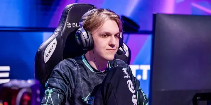 Kiyotaka сообщил о прибытии на TI14: «Всем внимание — я приехал»