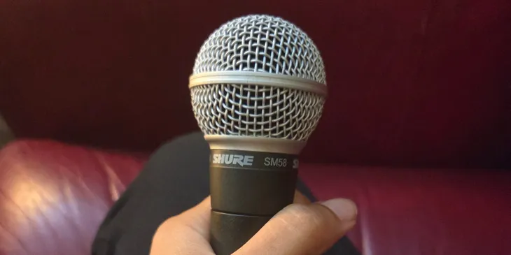 ИИ-модератор YouTube принял микрофон стримера за огнестрельное оружие и выключил трансляцию