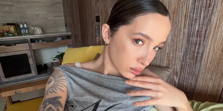 Gensyxa пожаловалась, что ей начали прокалывать шины на Porsche