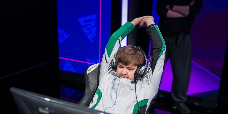 Team Falcons проиграла MOUZ на DreamLeague Season 28