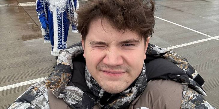 Shadowkek получил бан на Twitch за нарушение авторских прав — он смотрел на стриме «Гарри Поттера»