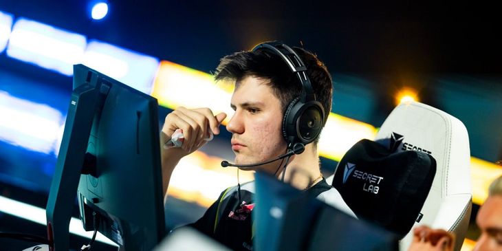 Эксперты: Natus Vincere — фаворит в матче против Passion UA на StarLadder StarSeries Fall 2025