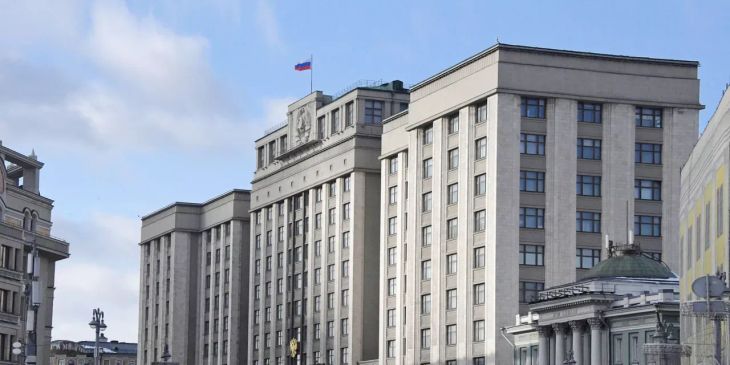 Госдума одобрила во втором чтении введение технологического сбора