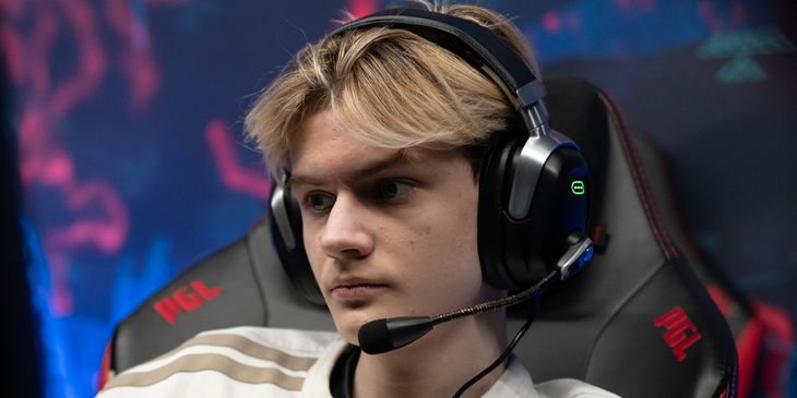 1win Team с Bottega разгромила MOUZ с SumaiL на групповом этапе ESSENCE I