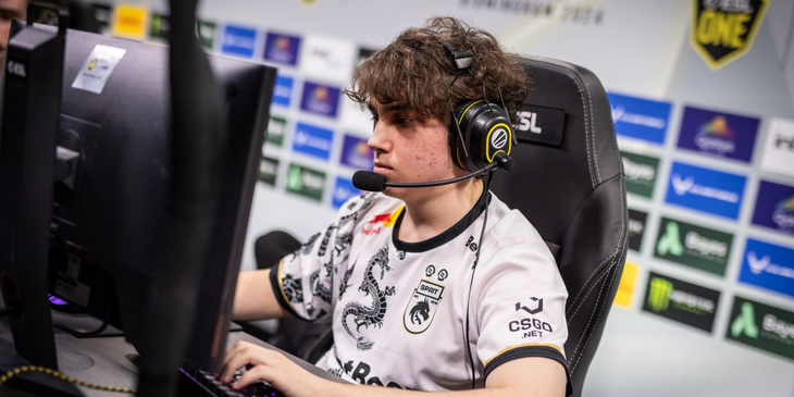 Tundra и Spirit использовали тот же баг со смоком, что и NAVI Junior — пользователи призвали ESL наказать команды