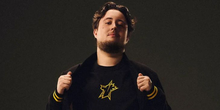 Team Vitality выступит на IEM Dallas 2025 и BLAST.tv Austin Major 2025 в новых джерси, вдохновленных cтуденческой культурой США