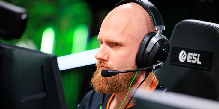 KRiMZ написал трогательное прощальное письмо после ухода из Fnatic: «Я отдал все, на что был способен»