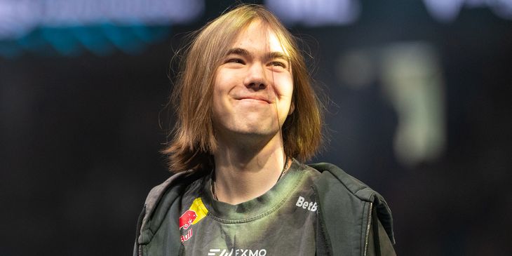 Цена на стикер donk превысила ₽40 тыс. — он значительно дороже наклеек ZywOo, Niko и ropz