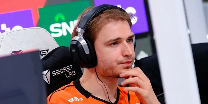 Misha: «Если после победы в финале Aurora отпустит Lorenof и вернется к составу с Mikoto, это будет самый большой провал менеджмента»