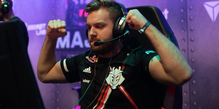 NiKo не промахнулся бы по s1mple в CS2 — фанат изучил тот самый выстрел из Desert Eagle в финале PGL Major Stockholm 2021