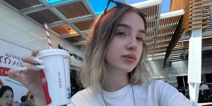 Gensyxa заявила, что могла бы зарабатывать $40 млн в год на OnlyFans