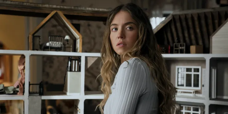 Сиквел «Горничной» с Сидни Суини начнут снимать уже осенью