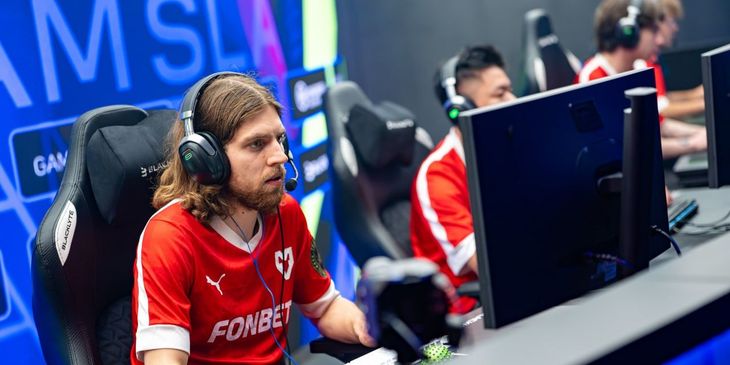 MOUZ победила Yakult Brothers и прошла в плей-офф BLAST Slam V