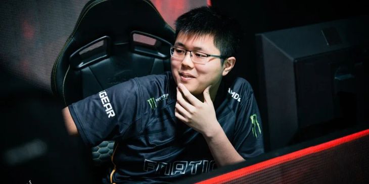 EternaLEnVy: «На прошлой неделе я рассматривал покупку ожерелья за $3 млн. Теперь я рассматриваю продажу своих машин»