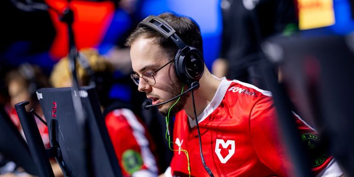 XertioN после победы MOUZ над VP на EWC: «Сегодня я играл очень странно, но, к счастью, команда потащила»