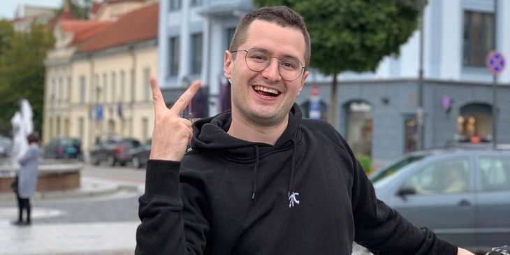 «Стоп, они просто встали и ушли?» — Lex поиронизировал над итогом матча Aurora против PARIVISION пастой с Twitch