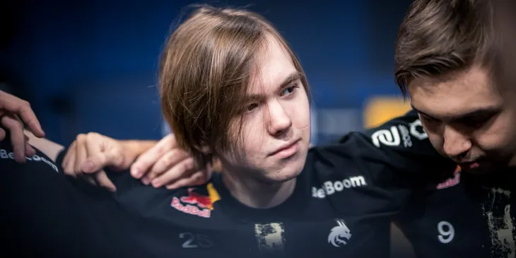 Donk и XANTARES получили звание EVP на IEM Katowice 2025
