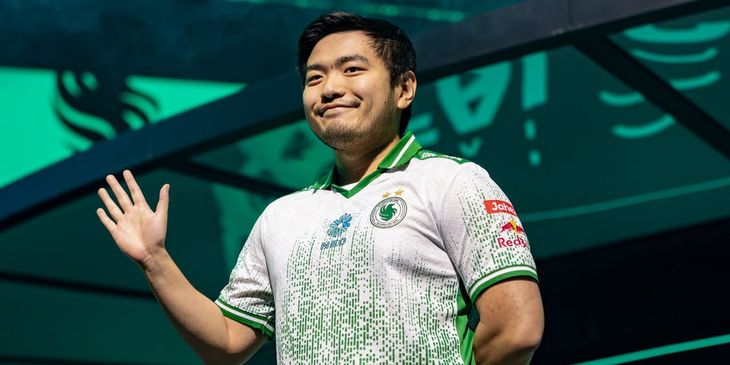 Sneyking после ухода Falcons из Dota 2: «Без этой организации мы бы не смогли достичь таких высот»
