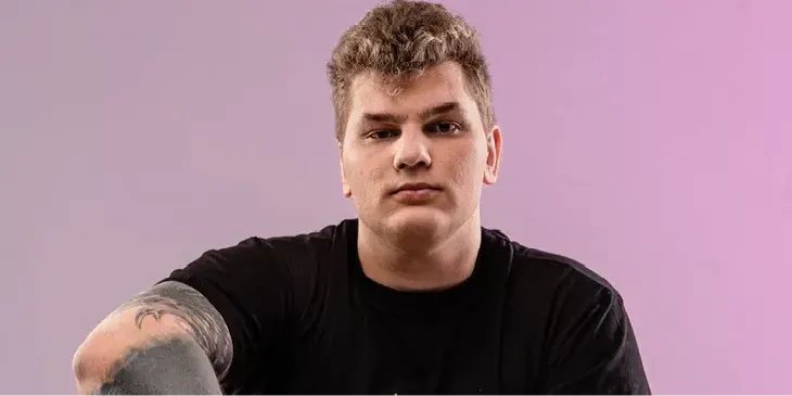 Iceberg: «Я не могу смотреть этот [дурацкий] Paragon. Ладно Yond, но этот его второй тип, который кричит: "С-c-c-cайберлайт!"  — меня кроет»