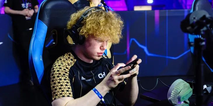 XZise про вылет CYBERHERO из WINLINE EPIC Standoff 2 PawPaw: Ep.4: «Нафидили и наошибались»