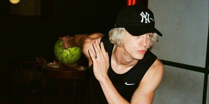 Paradeev1ch объяснил, почему его не взяли в команду на BetBoom Streamers Battle x Динамо CS #4: «Для медийного чувака у меня слишком много Эло»