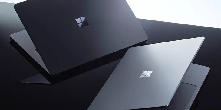 Microsoft заплатит $1 тыс. каждому, кто поменяет MacBook Pro на Surface Laptop Ultra