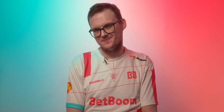 Boombl4, Ax1Le и другие игроки BetBoom Team поздравили девушек с 8 марта