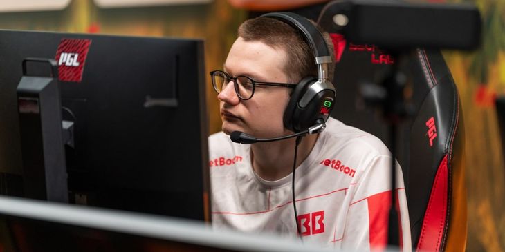 LGD заняла первое место, а Xtreme покинула турнир — итоги группового этапа BLAST Slam VII