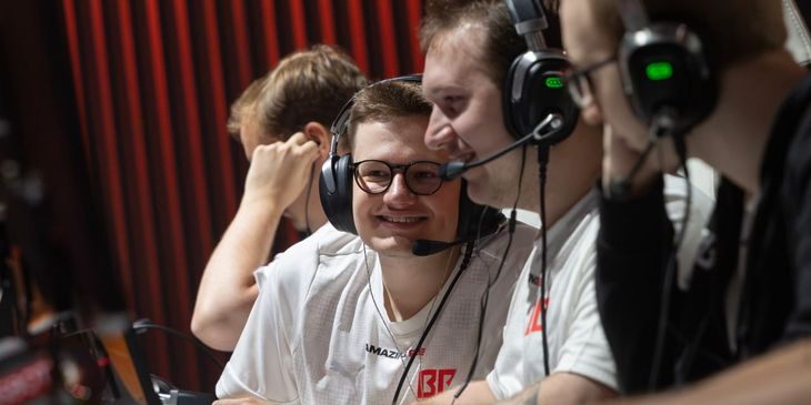 Kiritych назвал MVP матча с LGD: «Думаю, gpK~. Он в одиночку затащил первую карту — выиграл 1v9»