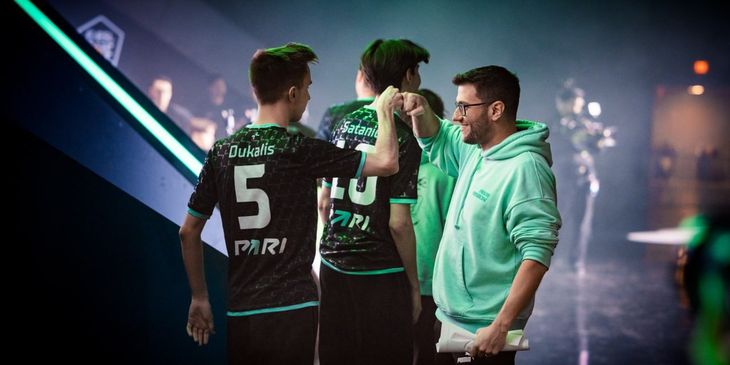 StrangeR об уходе Astini из PARIVISION: «Возможно, парни просто устали общаться на английском в игре»