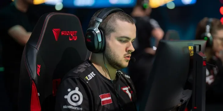 Karrigan о возвращении broky в основной состав FaZe: «Я верю в него и убежден, что он снова наберёт форму»