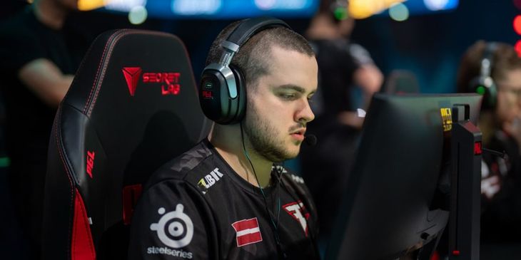 Karrigan о возвращении broky в основной состав FaZe: «Я верю в него и убежден, что он снова наберёт форму»