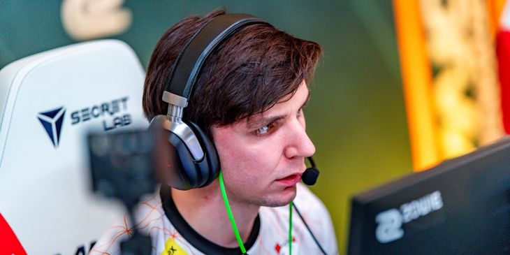 Удастся ли CYBERSHOKE взять реванш у Virtus.pro и не пустить её в полуфинал CIS LAN #6?