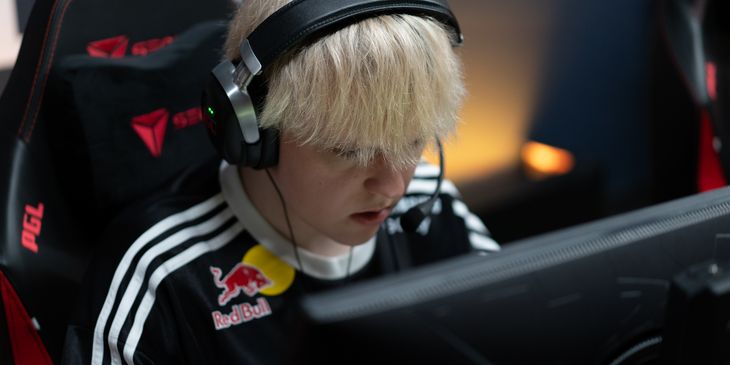 FUT Esports сыграет в полуфинале PGL Bucharest 2026 — B8 Esports вылетела из турнира