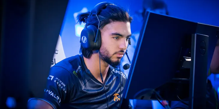 «Машина хэдшотов» — эйс ScreaM с вантапами на FACEIT очаровал reddit