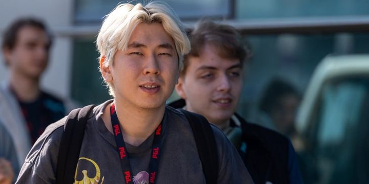Nix: «То, что TORONTOTOKYO протаскивал друг — это факты. Nightfall за него постоянно словечки закидывал»