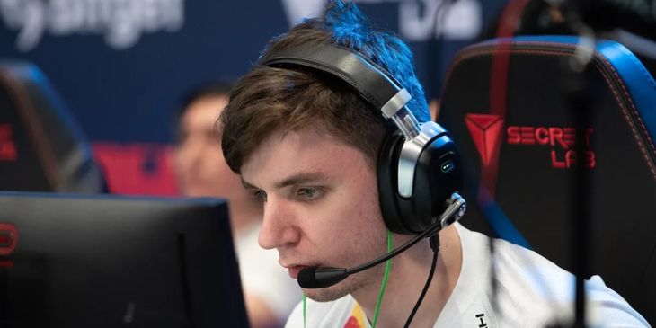 Virtus.pro заявилась на первый турнир после изменений в составе по CS2