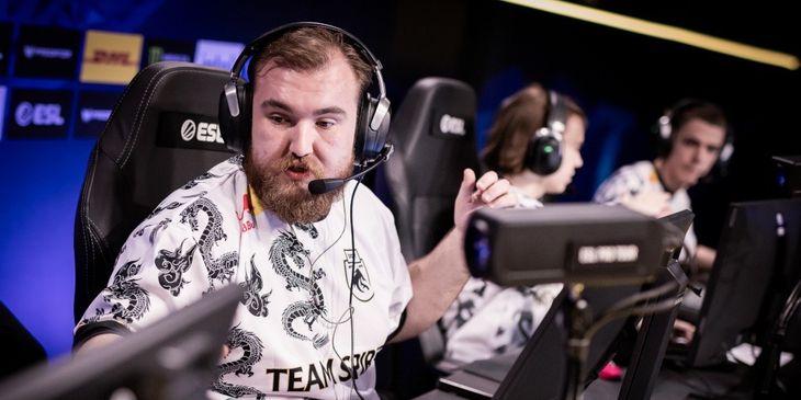 Team Spirit победила Fnatic в закрытых отборочных на BLAST Bounty Spring 2025