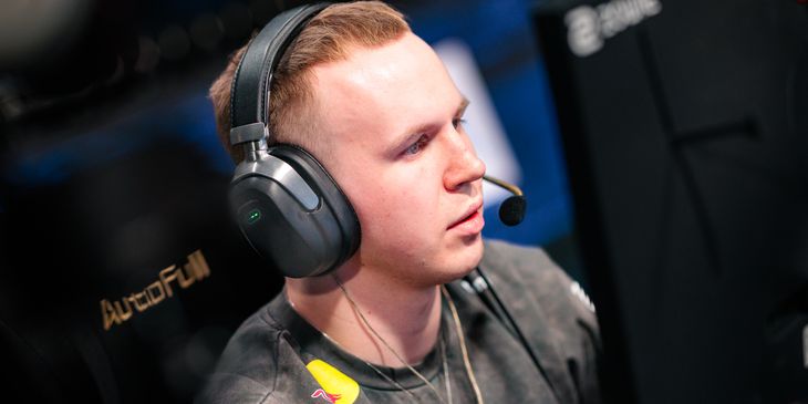 «***, ты бог игры, это ***» — donk похвалил tN1R после победы над Vitality на EWC 2026