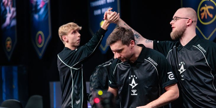 FURIA Esports переиграла Astralis и вышла в плей-офф IEM Krakow 2026