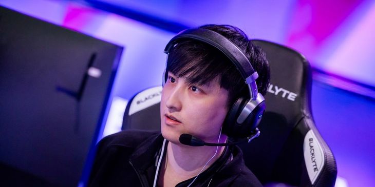 Эксперты: Aurora Gaming победит Xtreme Gaming на PGL Wallachia Season 7 в матче за выход в плей-офф