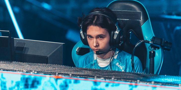 Игрок CYBERSHOKE Esports стал лучшим по статистике на первом этапе WINLINE EPIC Standoff 2 New Year Bounty