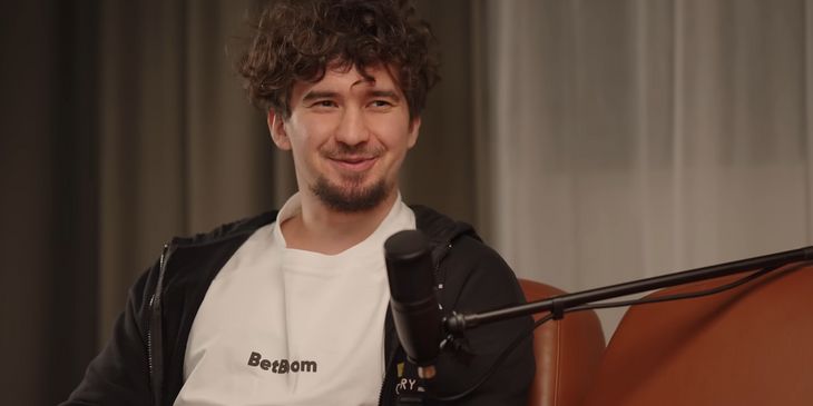 На reddit призвали забанить Daxak за смурфинг