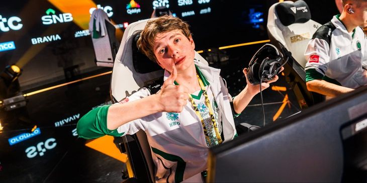 M0NESY о потенциальном топ-1 HLTV.org для kyousuke: «В CS игрок очень часто начинает входить в свой прайм в 21-22 года. Может, в этом возрасте»